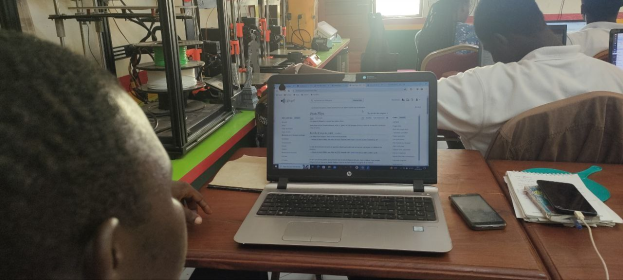 Schulen in Offenbach erhalten moderne Laptops im Wert von rund 1,5 Millionen Euro