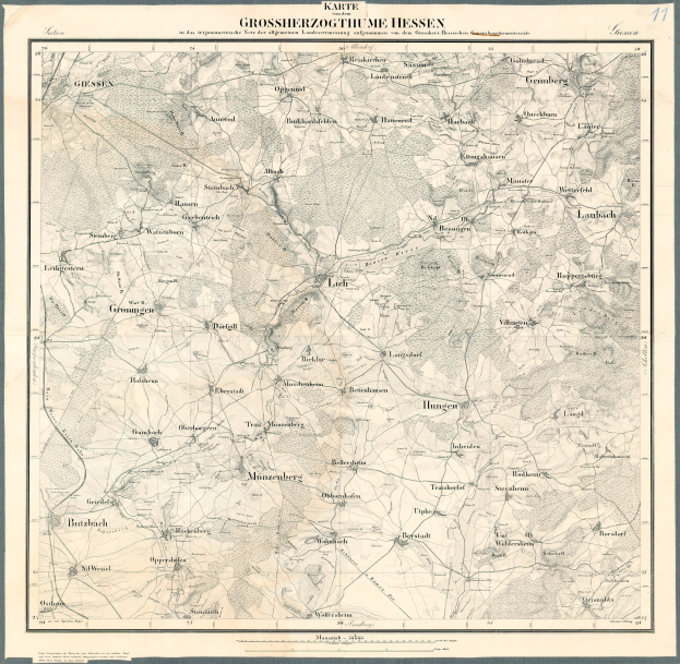 Ein altes Stadtplan von Hessen, Deutschland, gerahmt in einem Fotorahmen mit Text oben und unten auf dem Papier.