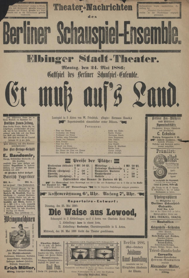 Schwarze und weiße Zeitungsanzeige für das Berliner Schauspiel-Ensemble aus dem Jahr 1866, die einen Mann in Anzug und Krawatte mit Text zeigt.